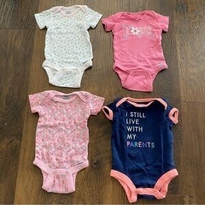 Newborn short sleeve onesie bundle